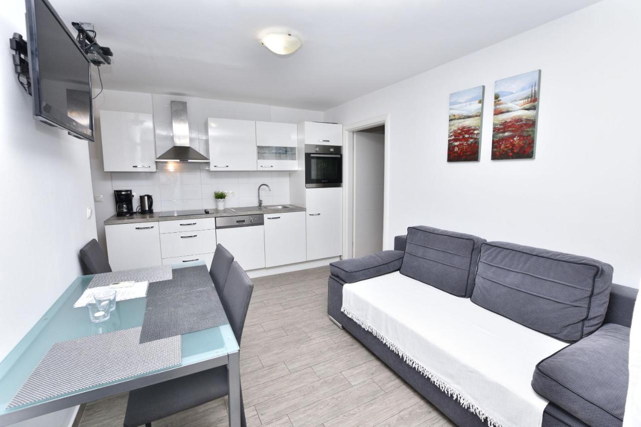 Apartment Ivan Primošten Εξωτερικό φωτογραφία
